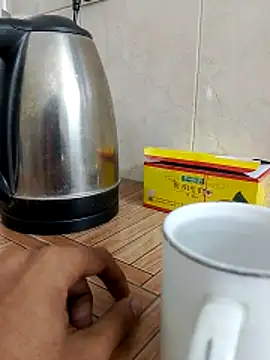 Saxyboy2002 online show from 11/24/25, 09:31