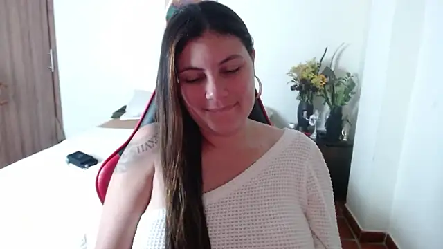 Snapshot of Secret_Bella chatting on 09/29/25, 11:59 Secret Bella online show from 09/29/25, 11:59