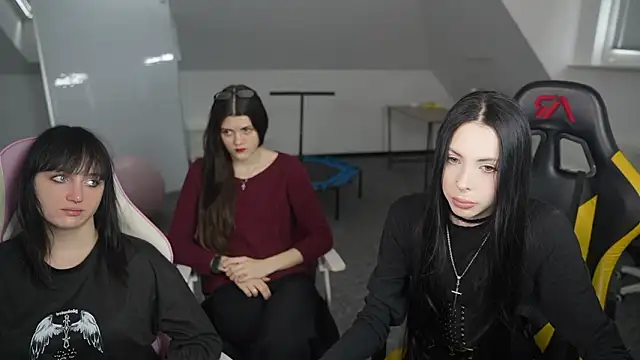 VivianSweet  online show from 03/25/26, 11:27