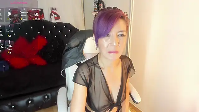 Trinityy   online show from 09/10/25, 07:14