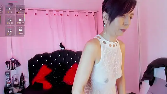 Trinityy   online show from 10/18/25, 06:19