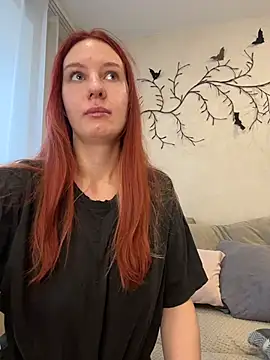 Snapshot of Hera_Mark chatting on 11/16/25, 06:08 Hera Mark online show from 11/16/25, 06:08