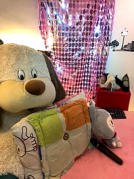 Nicol V online show from 11/21/25, 05:17