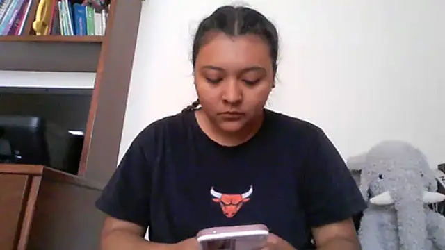 Snapshot of ALANA_150 chatting on 05/30/26, 01:41 ALANA 150 online show from 05/30/26, 01:41