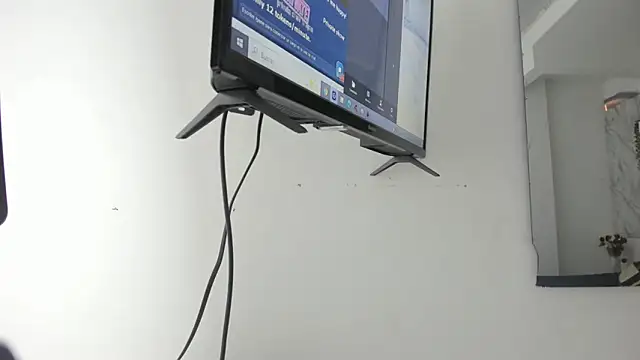 Lady miss    online show from 02/07/26, 12:20