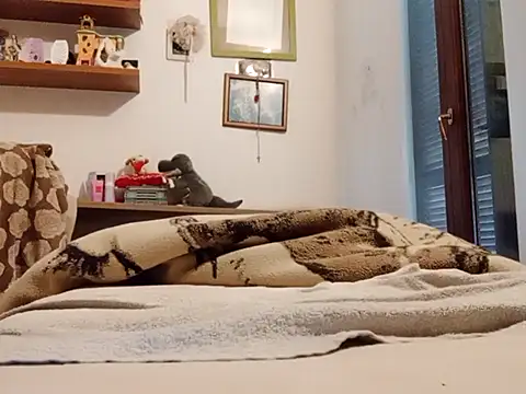 Snapshot of Porcellina3 chatting on 10/05/25, 03:54 Porcellina3 online show from 10/05/25, 03:54