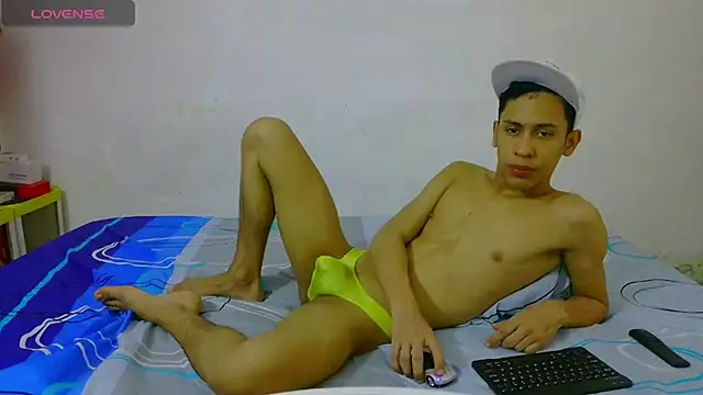 dylan apol0 online show from 04/12/26, 10:37