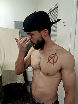 Snapshot of Paidbat chatting on 10/28/25, 03:21 Paidbat online show from 10/28/25, 03:21