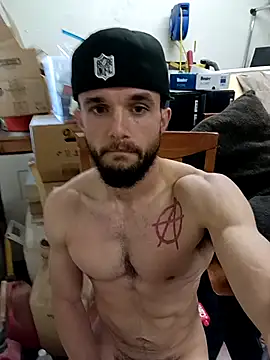 Snapshot of Paidbat chatting on 11/17/25, 11:21 Paidbat online show from 11/17/25, 11:21