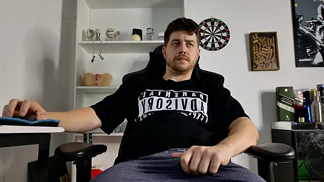 aaron nvk online show from 02/02/26, 10:41