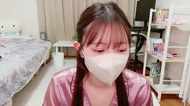 Snapshot of MOEMOE-Q chatting on 05/31/26, 05:31 MOEMOE-Q online show from 05/31/26, 05:31