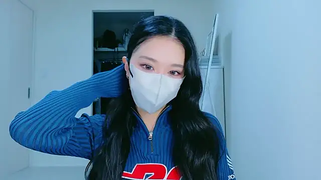 ramuchan desu online show from 10/05/25, 01:37