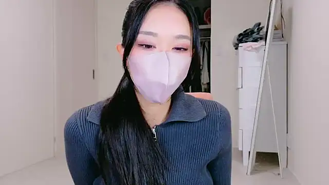 ramuchan desu online show from 10/15/25, 02:22