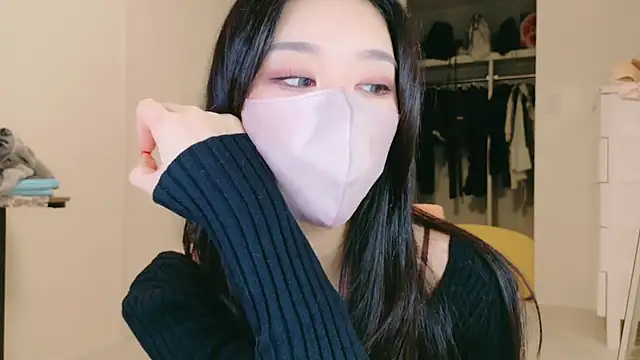 ramuchan desu online show from 10/20/25, 02:12