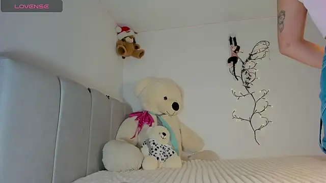 Sarahcutexoxox online show from 05/23/26, 10:03