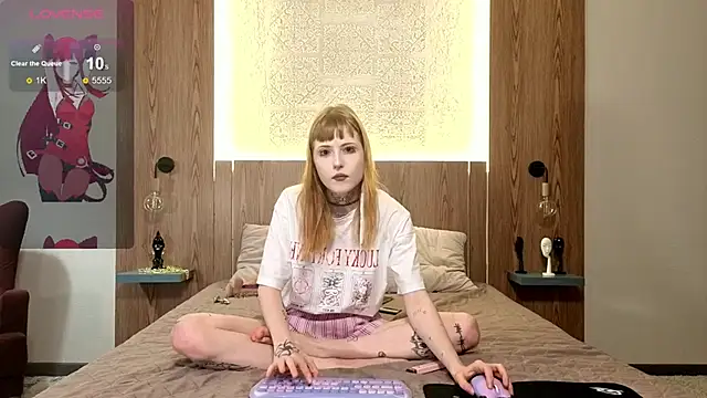 MilkMeSoftly online show from 11/06/25, 08:26