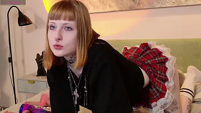 MilkMeSoftly online show from 04/18/26, 08:29