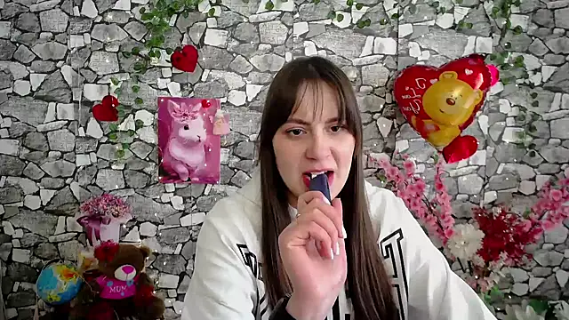 Snapshot of Amanda_Bright_ chatting on 02/11/26, 11:26 Amanda Bright online show from 02/11/26, 11:26