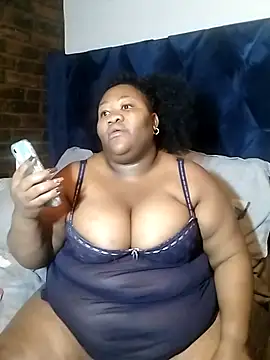 Snapshot of SeductionBoobs chatting on 07/10/26, 06:21 SeductionBoobs online show from 07/10/26, 06:21