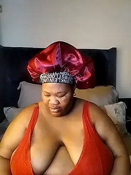 Snapshot of SeductionBoobs chatting on 07/12/26, 08:49 SeductionBoobs online show from 07/12/26, 08:49