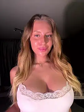 Elizebeth Parker online show from 01/18/26, 07:17