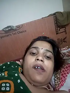 Snapshot of Trisha_71 chatting on 05/02/26, 11:59 Trisha 71 online show from 05/02/26, 11:59