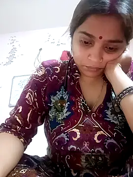 Snapshot of Trisha_71 chatting on 05/10/26, 05:40 Trisha 71 online show from 05/10/26, 05:40