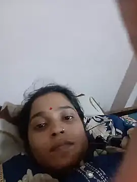Snapshot of Trisha_71 chatting on 06/29/26, 03:45 Trisha 71 online show from 06/29/26, 03:45