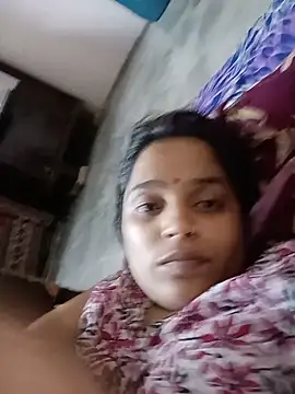 Snapshot of Trisha_71 chatting on 07/12/26, 05:48 Trisha 71 online show from 07/12/26, 05:48