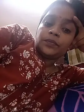 Snapshot of Trisha_71 chatting on 07/24/26, 12:47 Trisha 71 online show from 07/24/26, 12:47