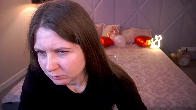 Snapshot of CraveeDoll chatting on 02/07/26, 01:48 CraveeDoll online show from 02/07/26, 01:48