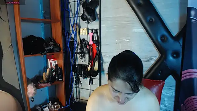 Valeria de leon online show from 03/13/26, 01:29