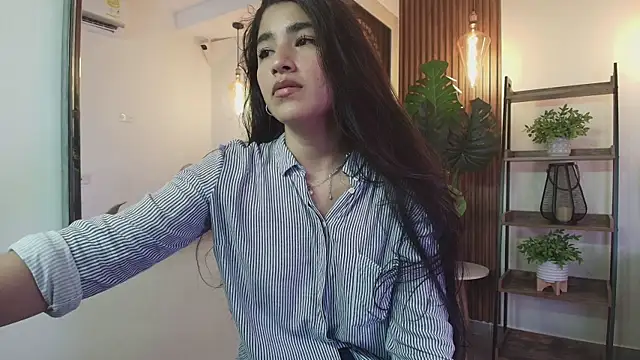 Lia Mar  online show from 09/30/25, 01:27