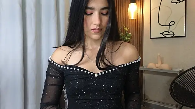 Lia Mar  online show from 10/13/25, 06:08