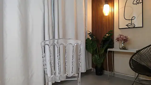 Lia Mar  online show from 01/14/26, 07:30