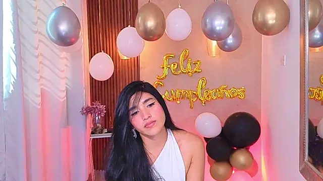Lia Mar  online show from 06/25/26, 07:07