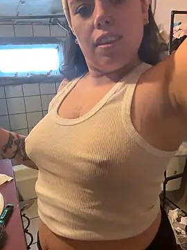 Snapshot of princessbr_013 chatting on 01/10/26, 05:58 princessbr 013 online show from 01/10/26, 05:58