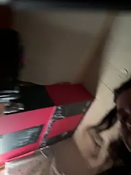 Snapshot of princessbr_013 chatting on 01/15/26, 02:32 princessbr 013 online show from 01/15/26, 02:32