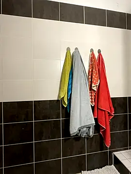 annacarlabgcam13 online show from 12/13/25, 11:21