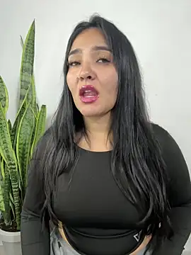 meli  brown online show from 05/18/26, 01:24