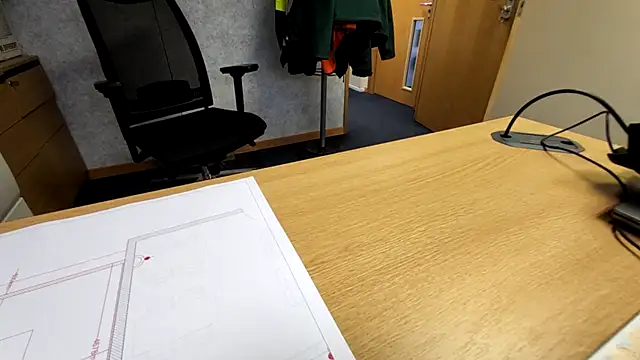 Oorse1966 online show from 10/29/25, 12:51