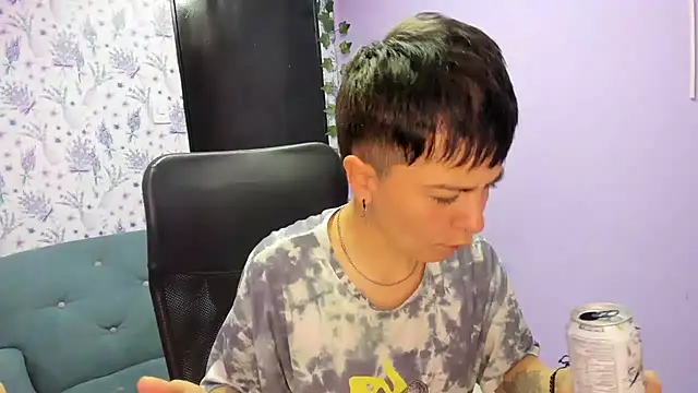  Hannah Hot online show from 10/23/25, 01:49