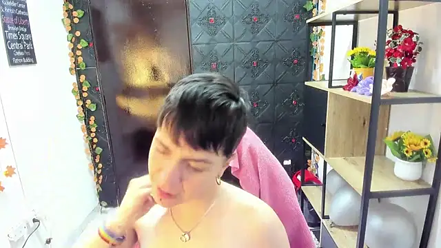  Hannah Hot online show from 04/10/26, 02:50