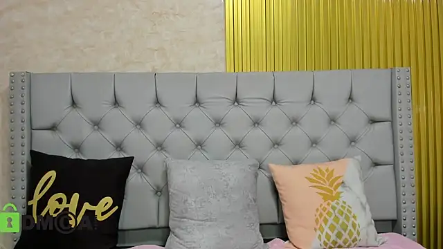 Skarlet 04 online show from 11/22/25, 03:44