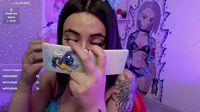 sofi lara28 online show from 02/18/26, 12:23