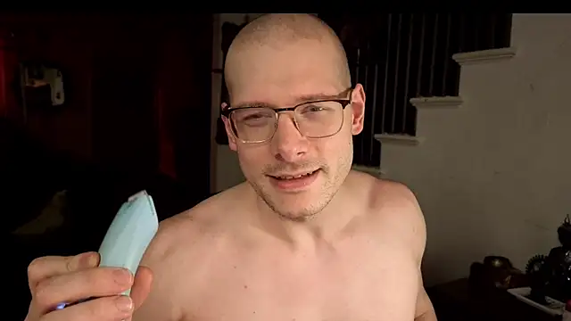 Snapshot of MasterDaddyCool chatting on 06/14/26, 02:24 MasterDaddyCool online show from 06/14/26, 02:24