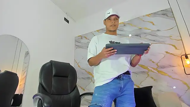 Ricky Owens1 online show from 10/12/25, 02:05