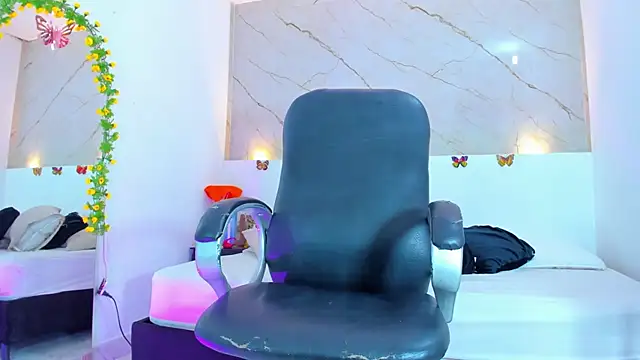 Ricky Owens1 online show from 10/17/25, 01:14