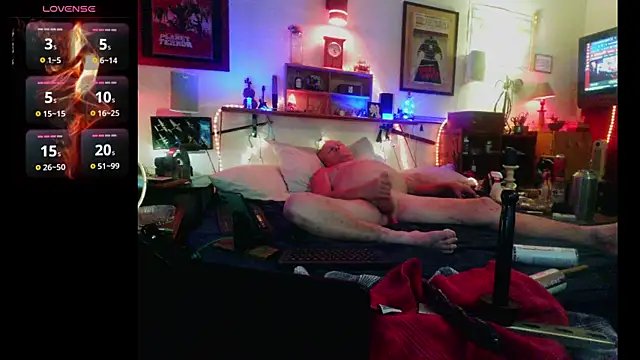 Pussyeat2please online show from 05/18/26, 11:27