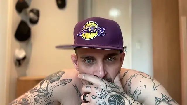 brrasssssillll online show from 06/22/26, 04:37